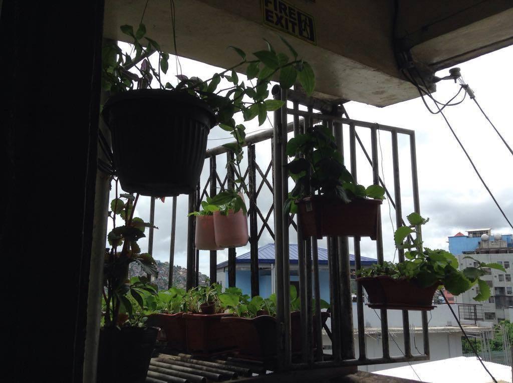 Cv Bed N Bath Bed & Breakfast Baguio City Exterior photo